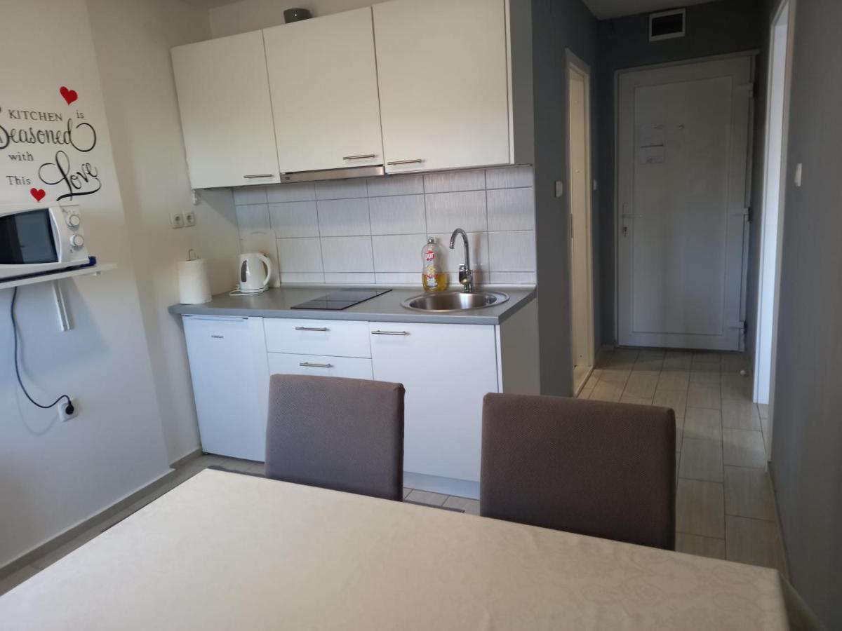 Apartment Sven Вінковці Екстер'єр фото